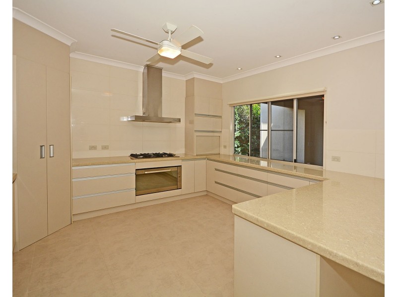 9 Seahaven Circuit, Pialba QLD 4655
