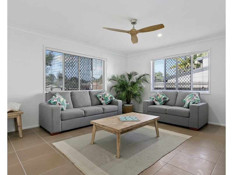 37 Kululu Crescent, Scarness QLD 4655