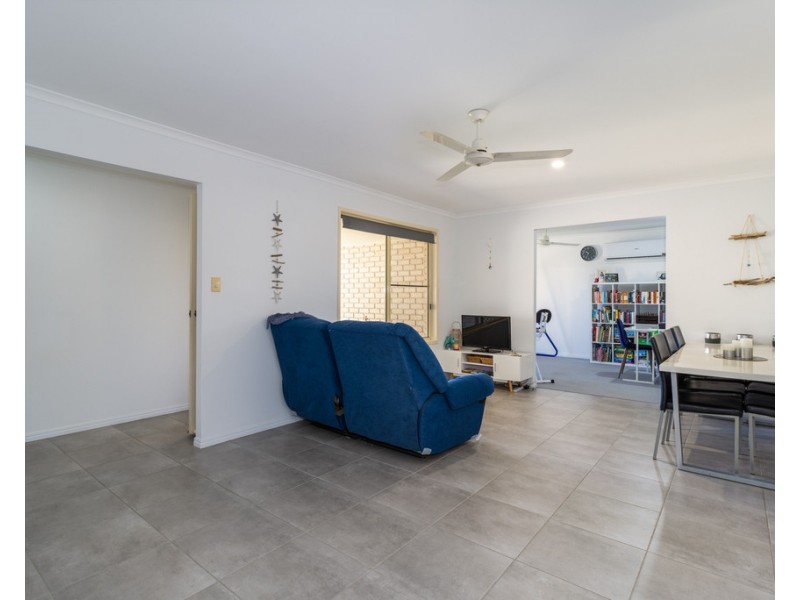 56 Anchorage Circuit, Point Vernon QLD 4655