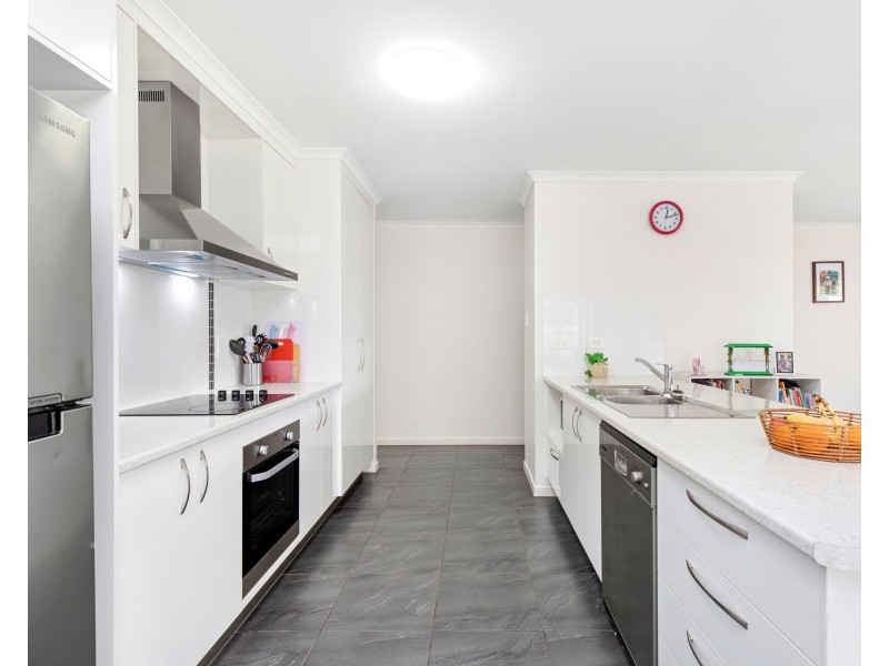 72 Tranquil Drive, Wondunna QLD 4655