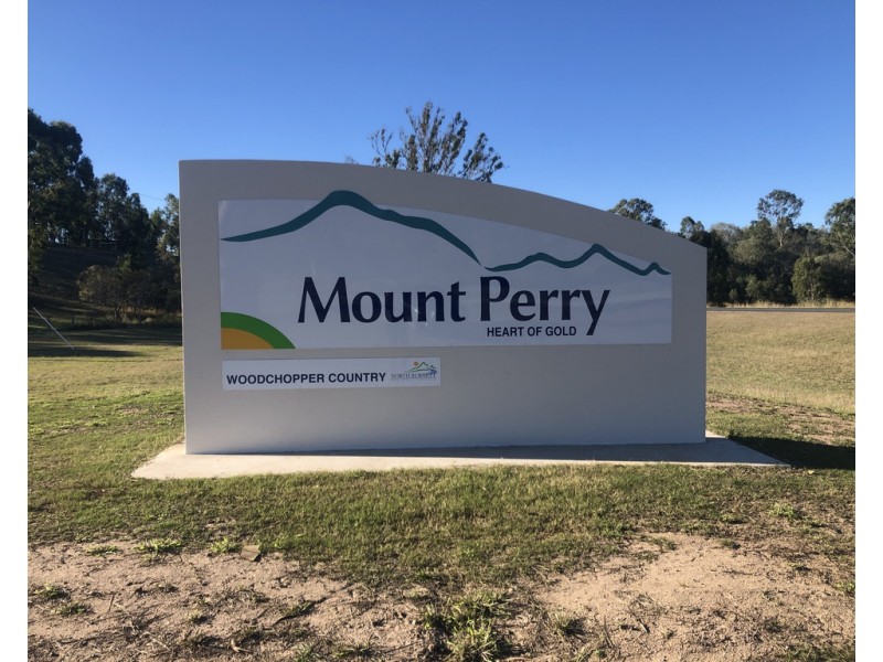 90 Heusman Street, Mount Perry QLD 4671