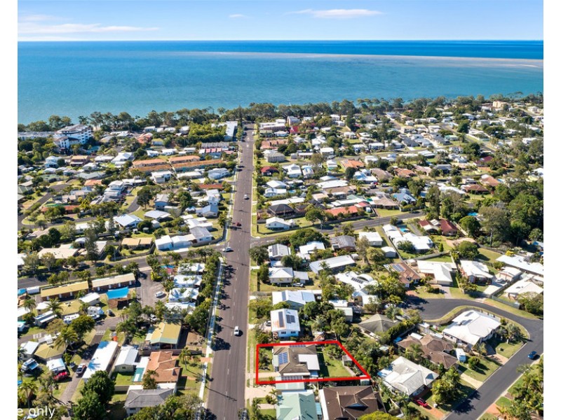 40 Ann Street, Torquay QLD 4655