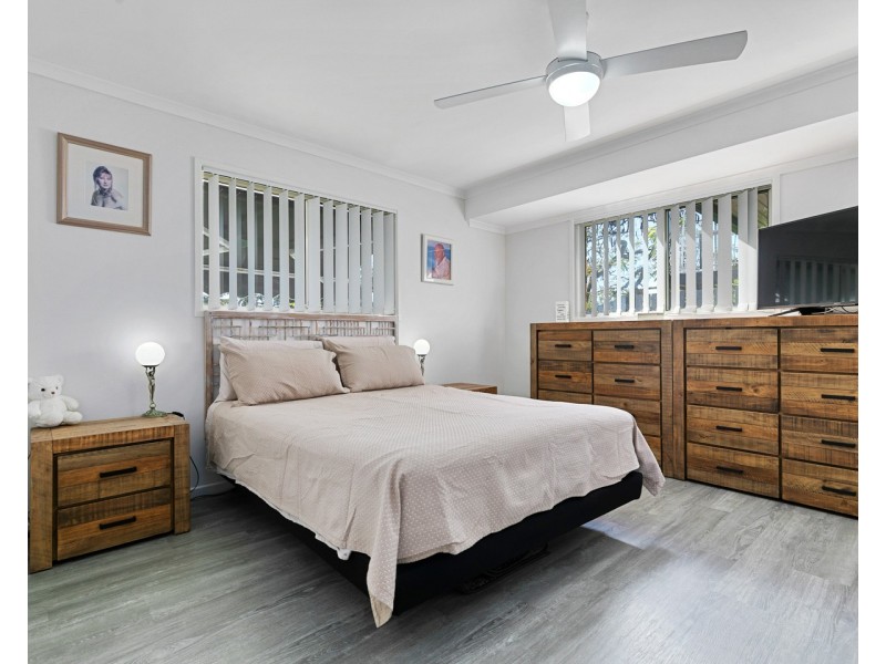 40 Ann Street, Torquay QLD 4655