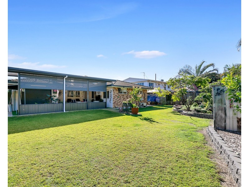 40 Ann Street, Torquay QLD 4655