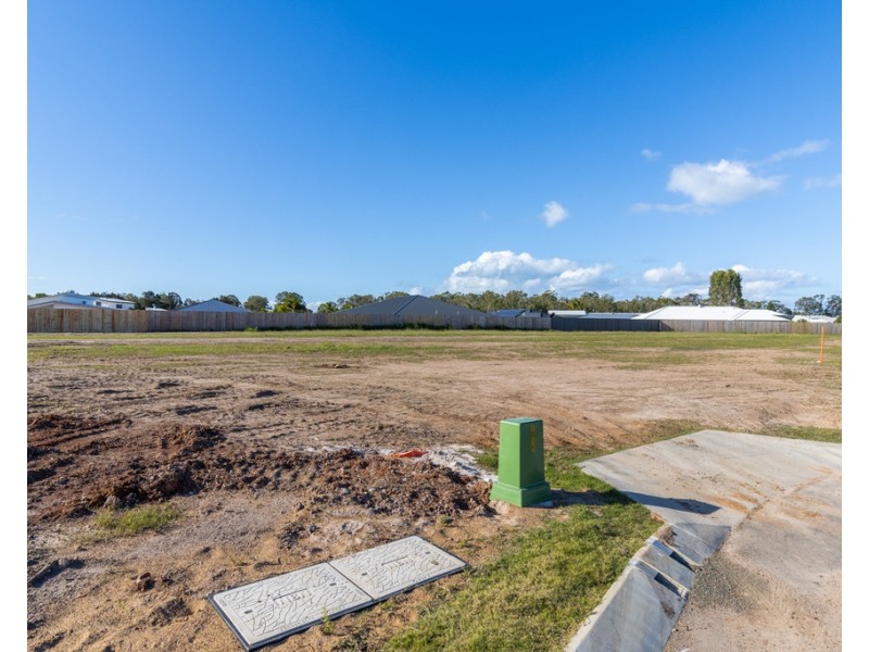 8 Coolamon Court, Urraween QLD 4655