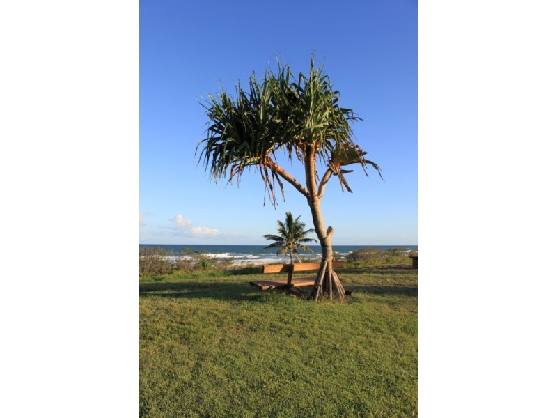 4 Williams Avenue, Fraser Island QLD 4581
