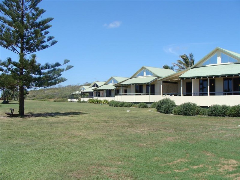 4 Williams Avenue, Fraser Island QLD 4581