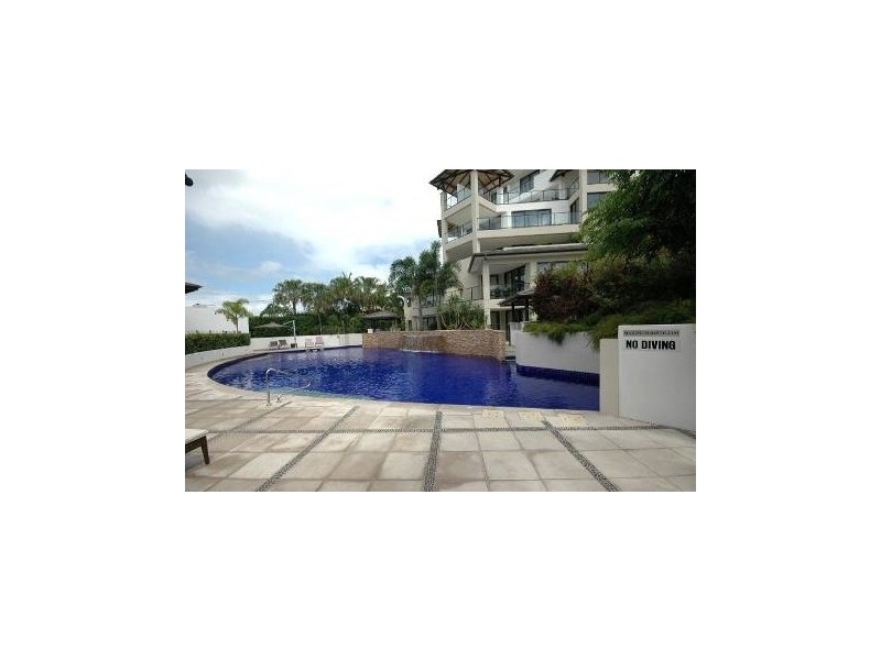 102/468 Esplanade, Torquay QLD 4655