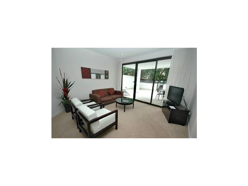 102/468 Esplanade, Torquay QLD 4655
