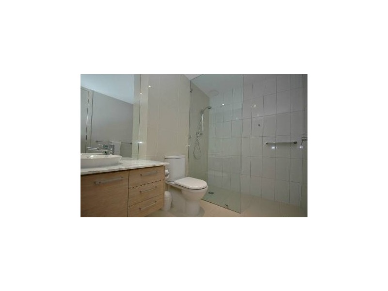 102/468 Esplanade, Torquay QLD 4655