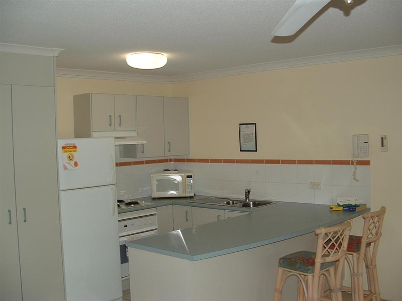 326/386 Esplanade, Torquay QLD 4655