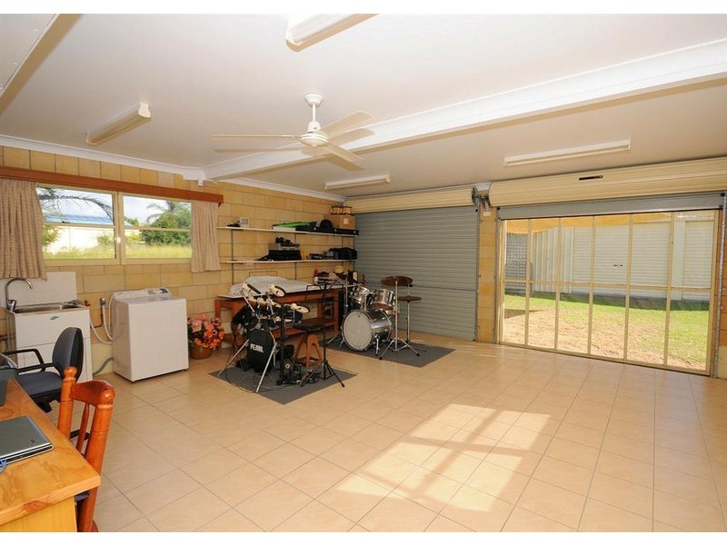 677 Charlton Esplanade, Urangan QLD 4655