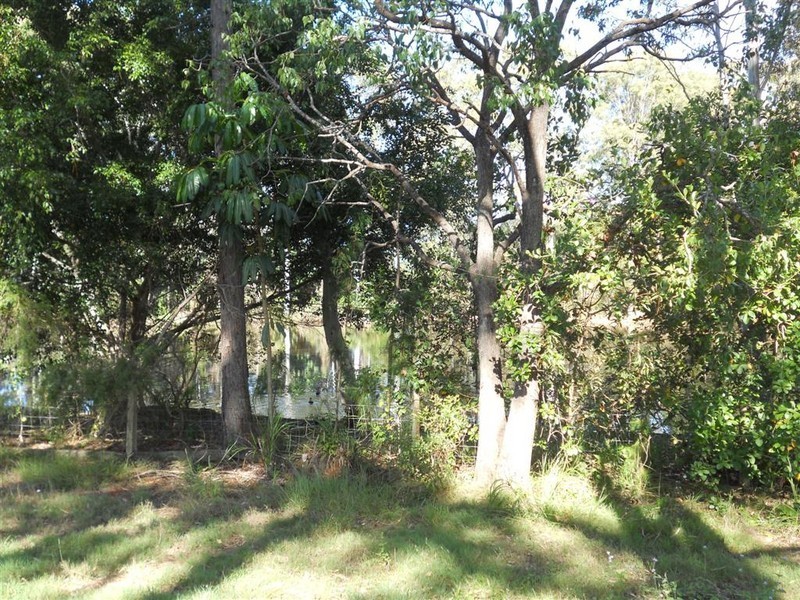 16 Ferris Avenue, River Heads QLD 4655