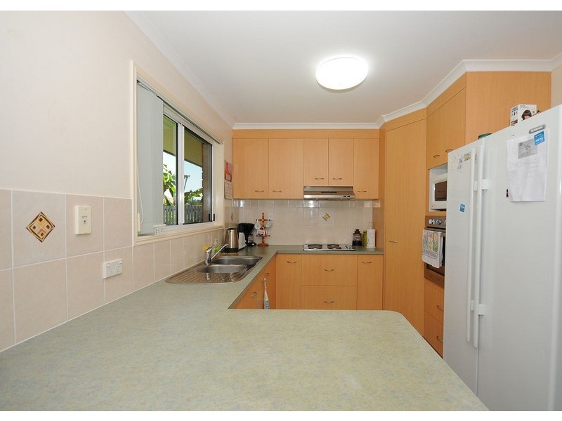 11 Gumtree Drive, Urraween QLD 4655