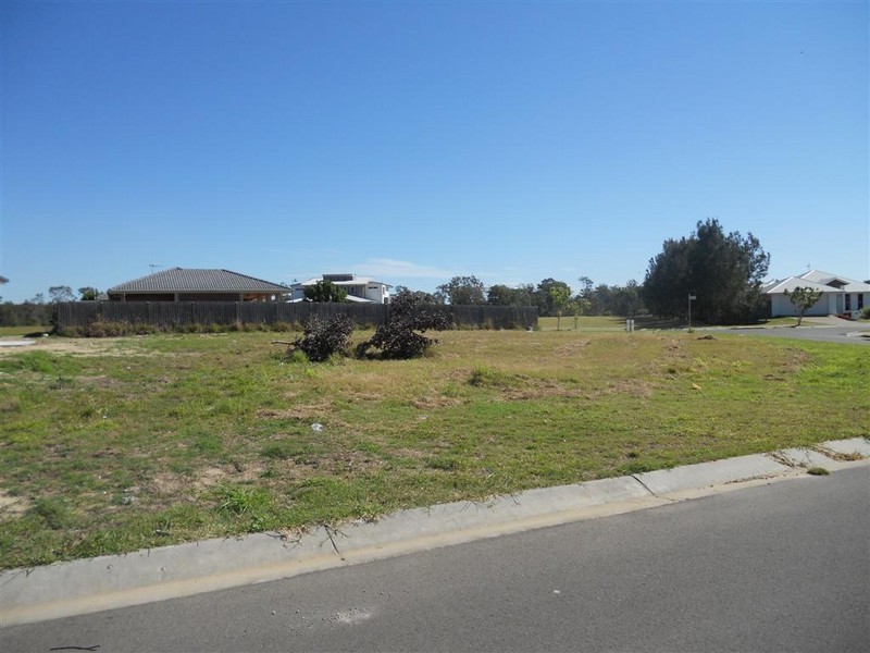 1 Beach Walk Court, Toogoom QLD 4655