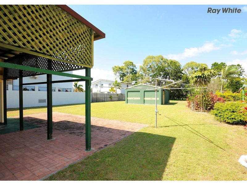319 Esplanade, Scarness QLD 4655