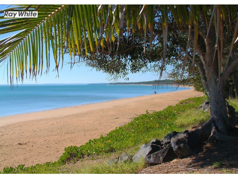 319 Esplanade, Scarness QLD 4655