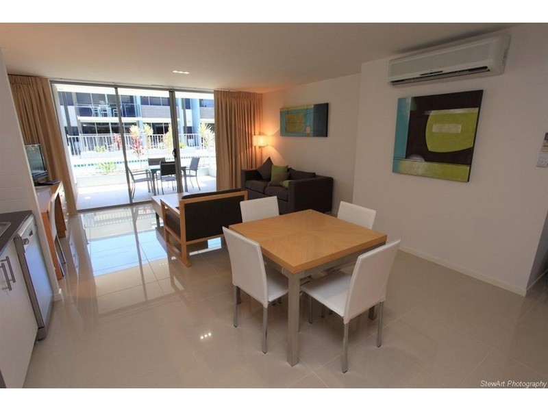 627 Charlton Esplanade, Urangan QLD 4655