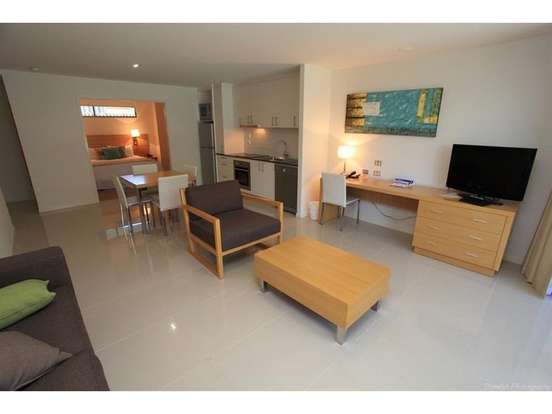 627 Charlton Esplanade, Urangan QLD 4655