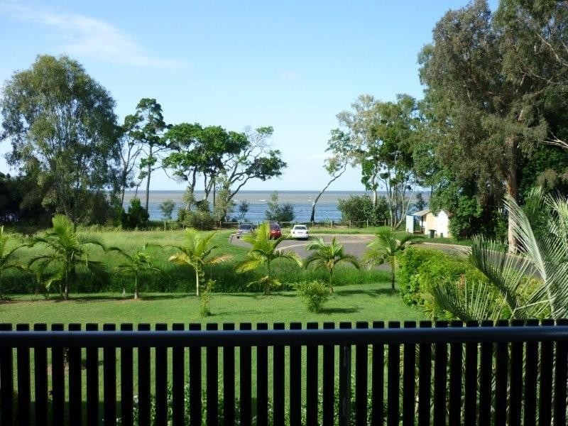 1 Dundowran Beach Esplanade, Dundowran Beach QLD 4655