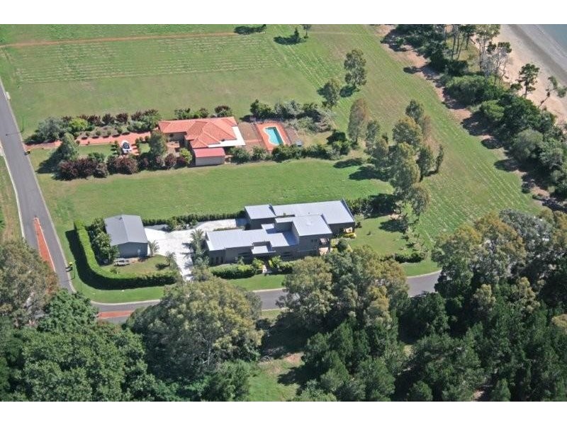 1 Dundowran Beach Esplanade, Dundowran Beach QLD 4655