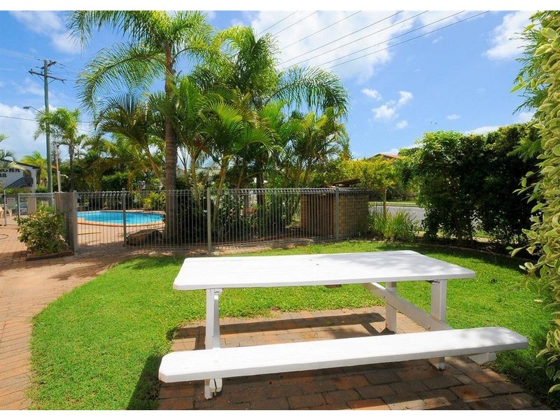 7/99 Cypress Street, Torquay QLD 4655