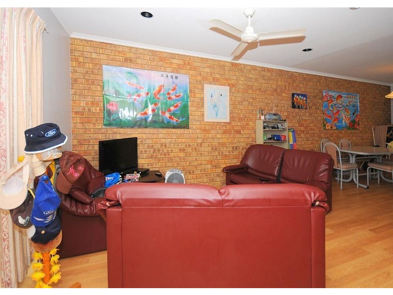 7/99 Cypress Street, Torquay QLD 4655