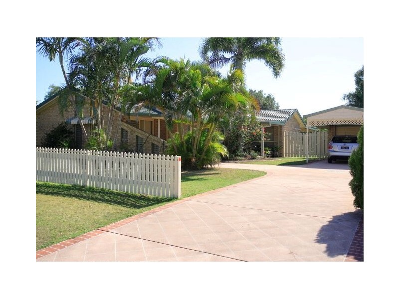33 Aimee Drive, Urangan QLD 4655