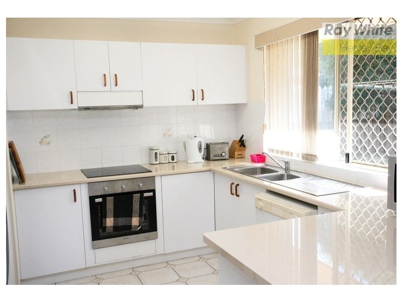 33 Aimee Drive, Urangan QLD 4655