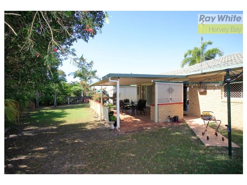 33 Aimee Drive, Urangan QLD 4655