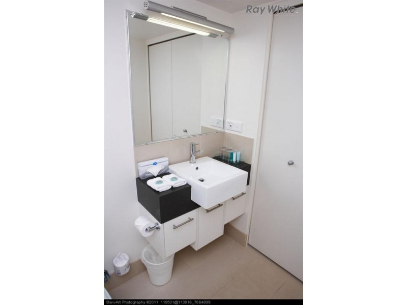 326/627 Esplanade, Urangan QLD 4655