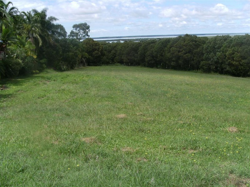 25 Tradewind Close, River Heads QLD 4655