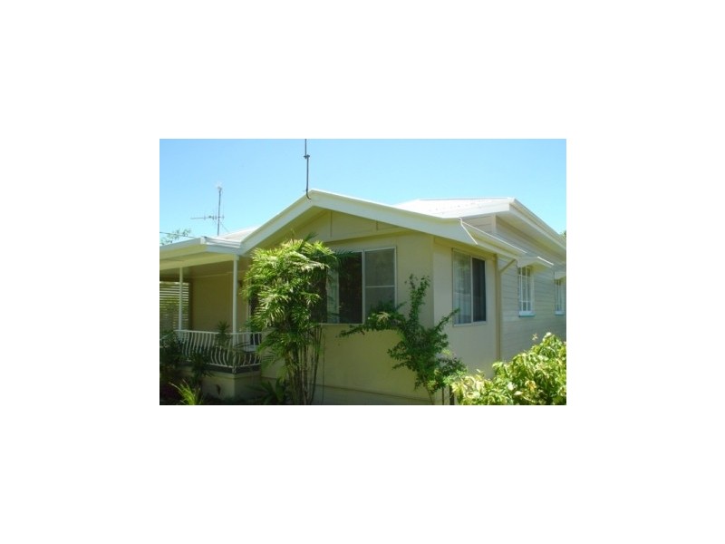 6 Alice Street, Pialba QLD 4655