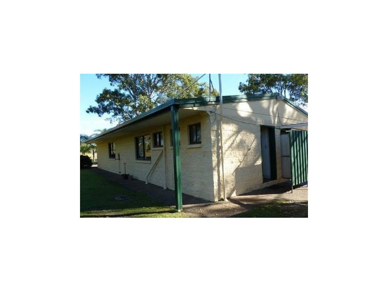 1423 Booral Road, Urangan QLD 4655
