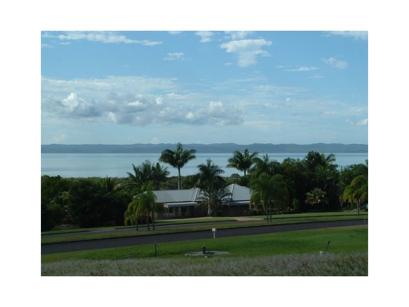 38 Cove Boulevard, River Heads QLD 4655