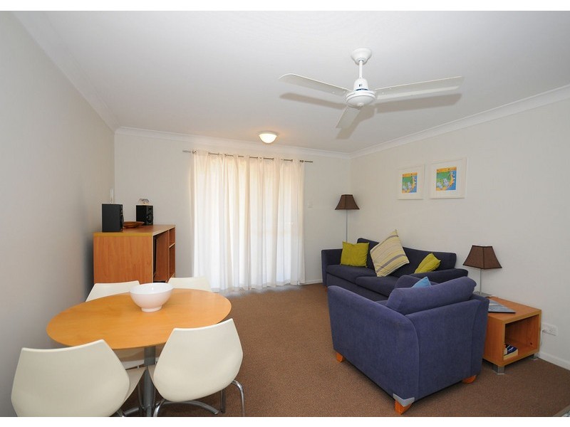 16/13 Ann Street, Torquay QLD 4655