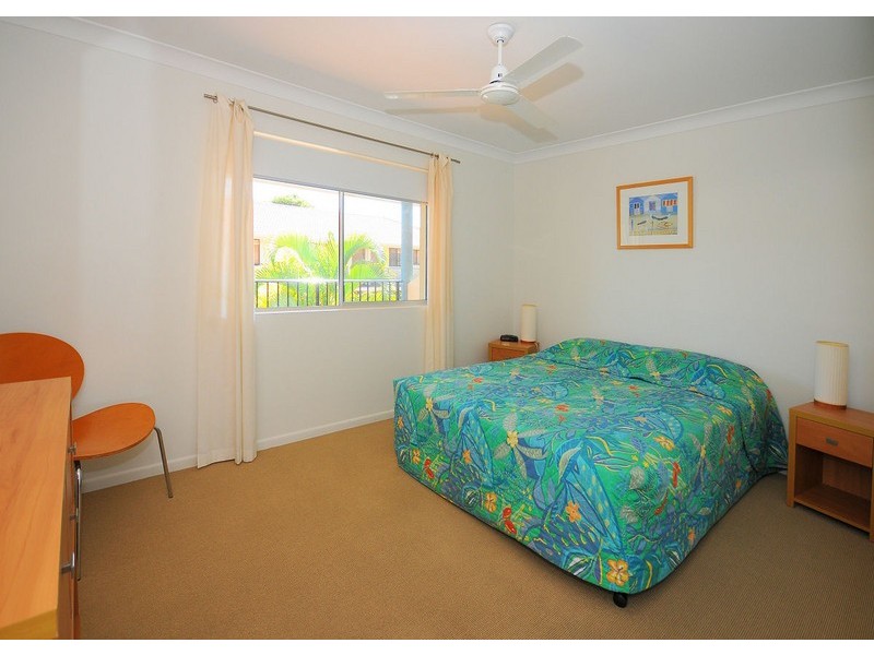 16/13 Ann Street, Torquay QLD 4655