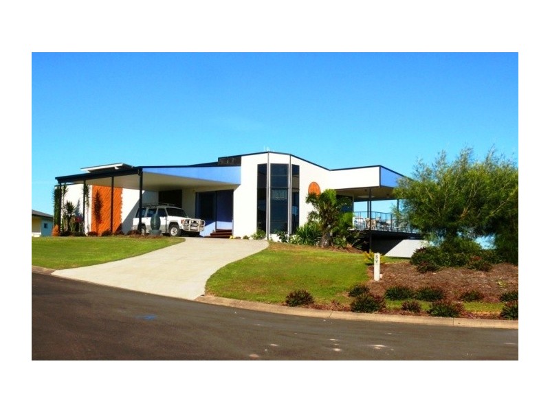 1 Tradewind Close, River Heads QLD 4655
