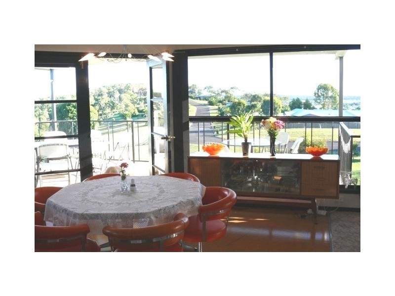 1 Tradewind Close, River Heads QLD 4655