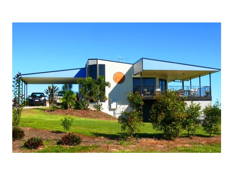 1 Tradewind Close, River Heads QLD 4655
