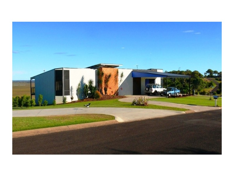 1 Tradewind Close, River Heads QLD 4655