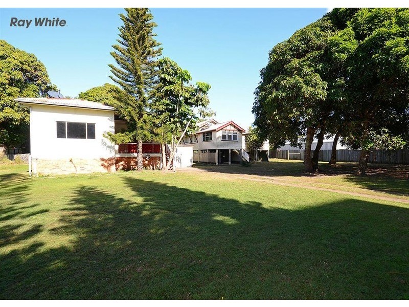 21 and 23 Hibiscus Street, Urangan QLD 4655