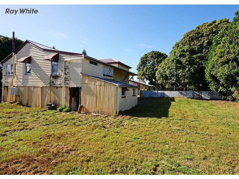 21 and 23 Hibiscus Street, Urangan QLD 4655