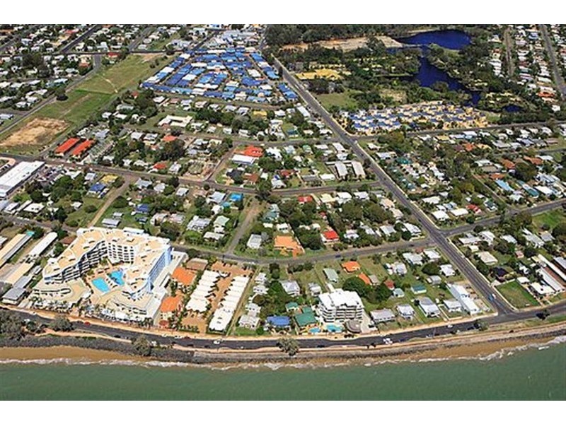 21 and 23 Hibiscus Street, Urangan QLD 4655