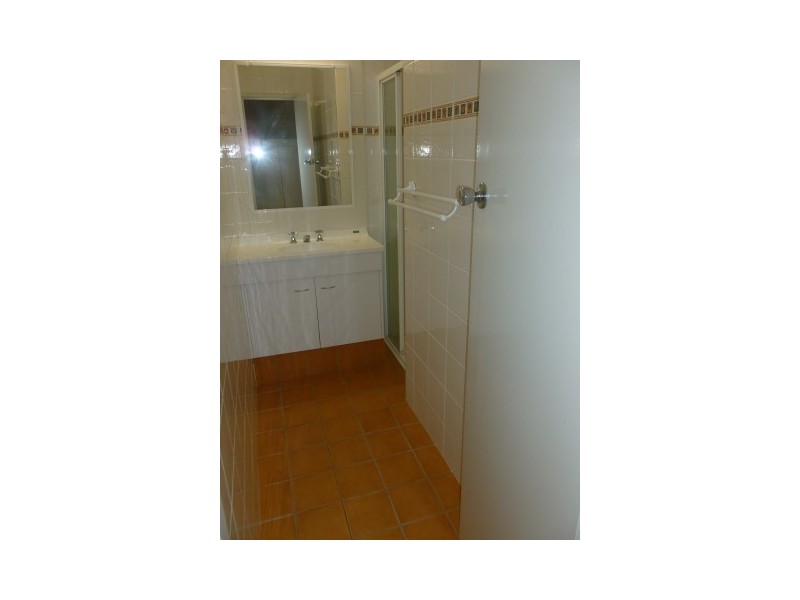 3/379 Charlton Esplanade, Scarness QLD 4655