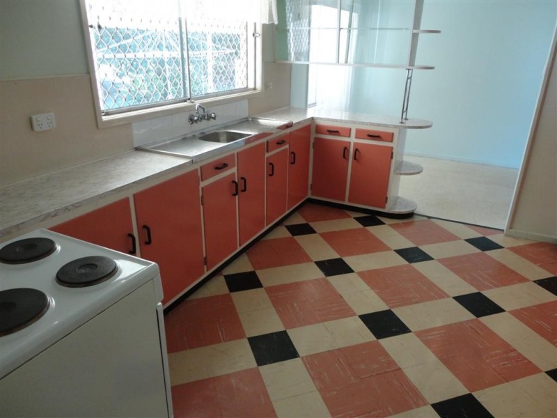 48-50 Ocean Street, Torquay QLD 4655