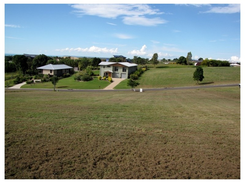 4 Edgewater Court, Craignish QLD 4655