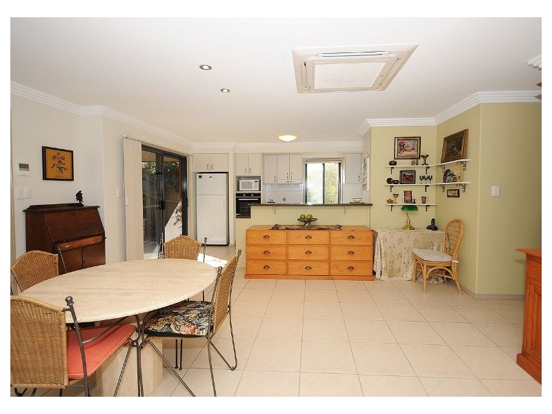 12 Barry Street, Torquay QLD 4655