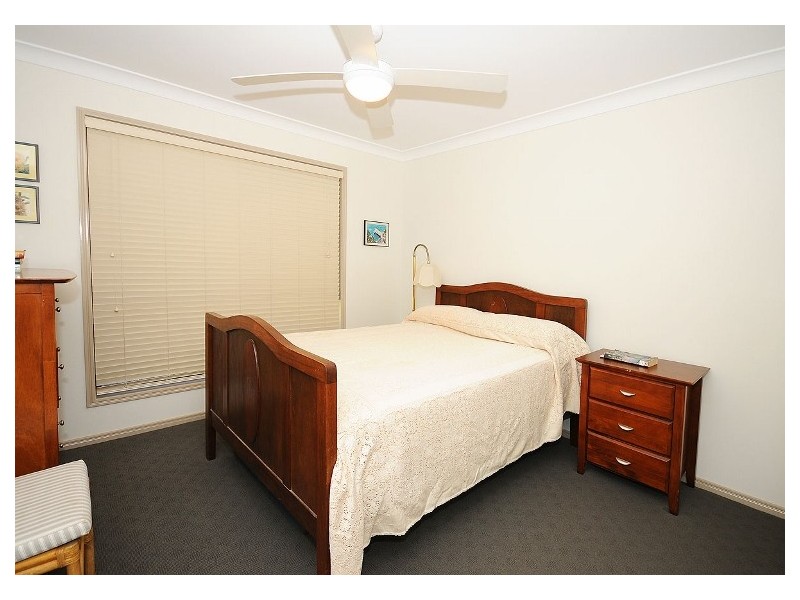 12 Barry Street, Torquay QLD 4655