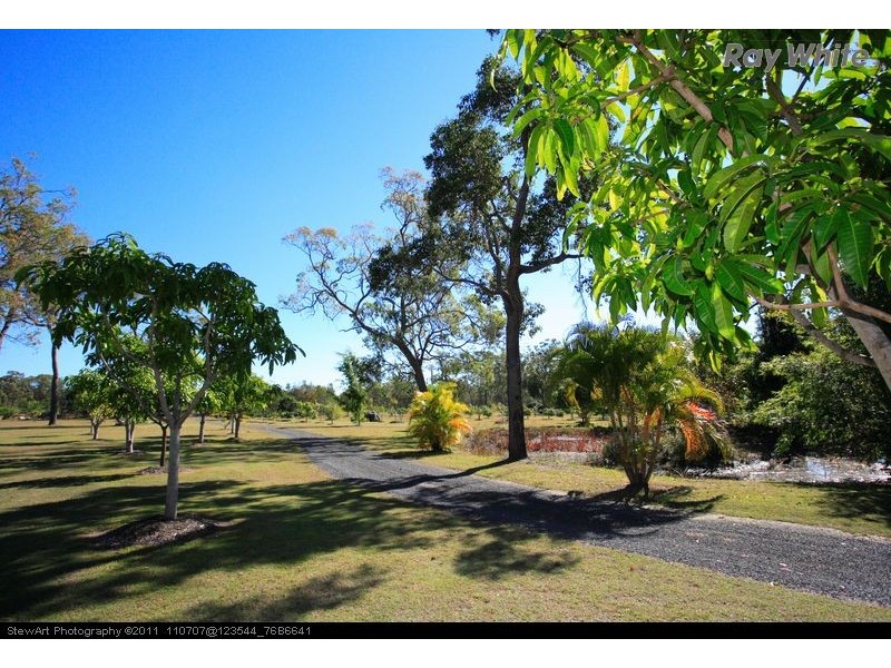 300 Pacific Haven Circuit, Pacific Haven QLD 4659